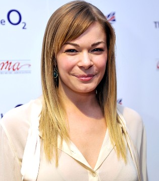 LeAnn Rimes jokes about pregnancy cravings