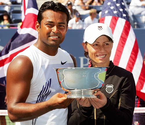 Paes-Black duo advances to second round of French Open