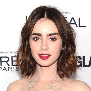Lily Collins forgets she's a popular face