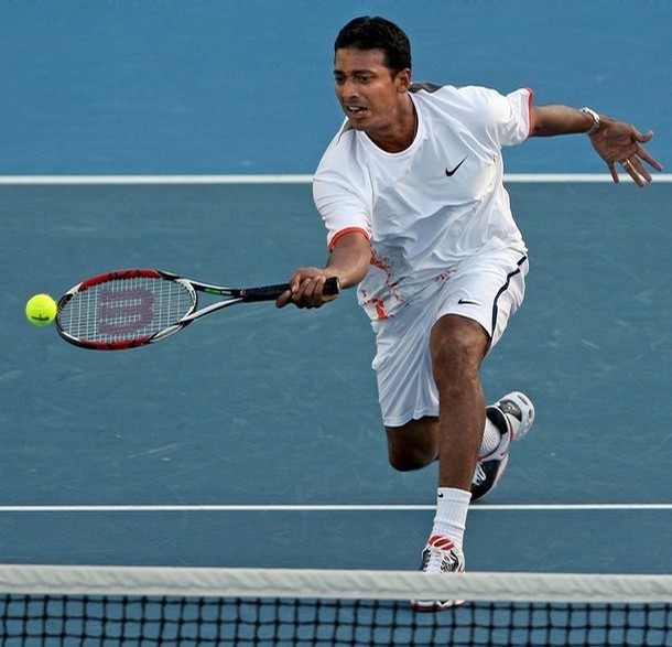 World Tour Finals: Bhupathi-Knowles lose to Nestor-Zimonjic  