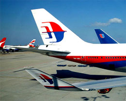 Malaysian airline sells 300,000 seats in 24 hours