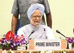 ASEAN pats Manmohan on his second term