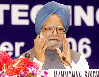 Pakistan has not done enough on Mumbai attacks: Manmohan Singh