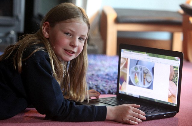 Council lifts ban on camera for nine year old blogger