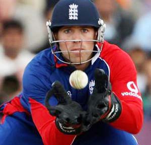 Prior warns England batsmen will take Champions trophy by storm