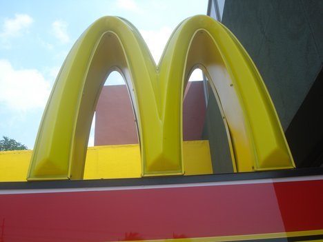 McDonald’s sells more burgers to post $1 billion as profit