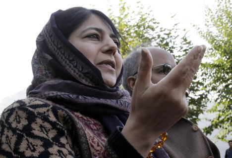 Mehbooba Mufti, Omar Abdullah