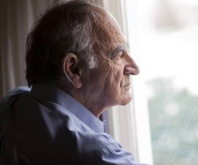 Men likelier to feel lonely in old age than women