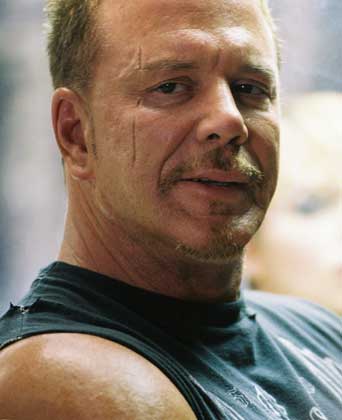 mickey rourke boxing