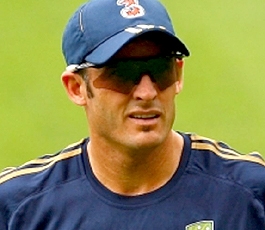 Mike-Hussey