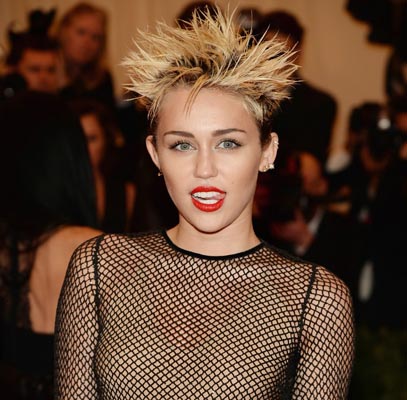 Miley Cyrus' modesty surprised TV crew
