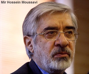 Moussavi: Protests continue until release of jailed protestors 