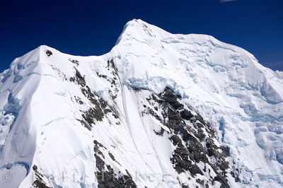 New Zealand's highest peak, Mount Cook