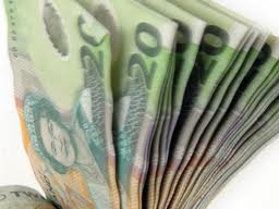 NZ dollar strengthens against pound, euro 