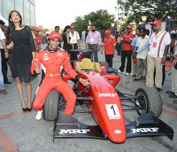 Karthikeyan launches Formula 2000 car in Chennai
