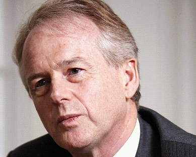 Richardson criticised for blaming regulators
