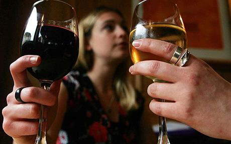 VAT should be raised on alcohol but not in pubs 