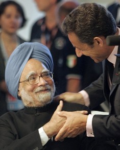 Indian armed forces take part in French National Day, but defence ties moving at a snail''s pace