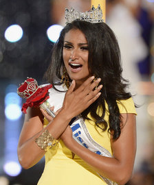Nina-Davuluri
