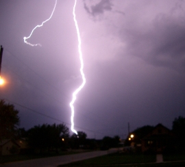 Nine people had a close shave in Yellowstone lightning episode