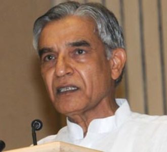 11 : Railway Minister Pawan Kumar Bansal, who has ruled out the breaking of foot over bridge as the cause for stampede at the Allahabad railway station, ... - Pawan-Kumar-Bansal86747