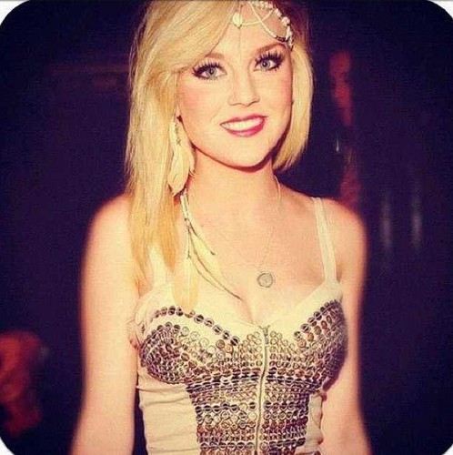 Zayn Perrie Edwards needs no make