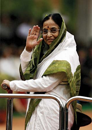 http://www.topnews.in/files/Pratibha-Patil_12.jpg