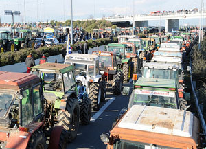 Protesting farmers in Greece give up key bridge blockade 