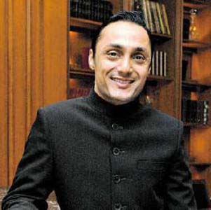 I don't have sex appeal to be mainstream actor: Rahul Bose