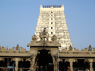 A Swiss donator to Tamil Nadu''s Ramanathaswamy Temple