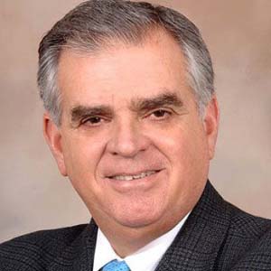 Congestion on the airports will be reduced, says the U.S. transportation secretary