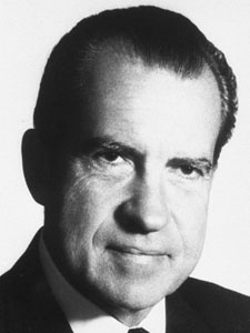 "Deep Throat," who helped bring down Nixon, dead at 95