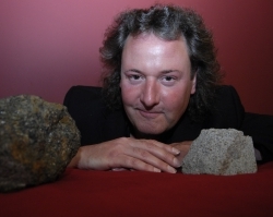 Meteorite hunter Rob Elliott auctions space rocks collection