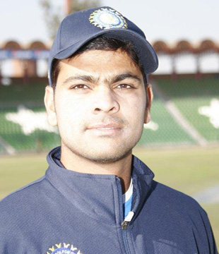 RP's last-ball howler gives Super Kings a thrilling win