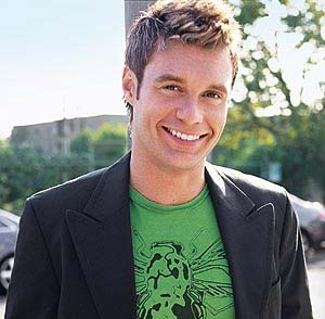 Ryan Seacrest ‘mentoring’ Lindsay Lohan