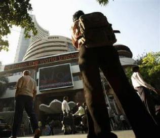 Sensex snaps three-day decline; closes up 100 points