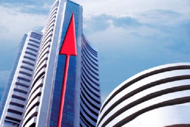 Sensex gains 605 points on positive global cues