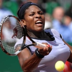 Thigh injury could delay Serena Williams' 2009 clay debut 