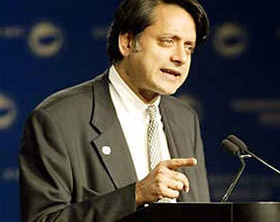 Tharoor describes meeting with Krishna as excellent