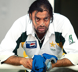 Shoaib Akhtar Ban Removed one month