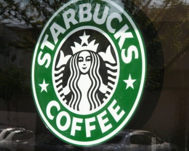 Starbucks to ban smoking within 25 feet of its stores