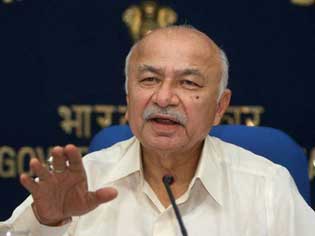 Sushil-Kumar-Shinde-0
