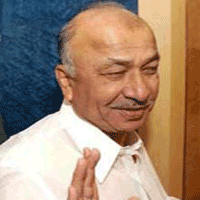 Government promotes energy efficiency projects: Shinde