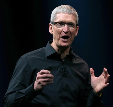 Apple CEO Tim Cook gets paltry pay increase in 2013