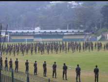 Troops ordered to halt use of heavy weapons in Sri Lanka - 2nd Update 
