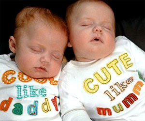 Meet the identical twins with different birth dates!