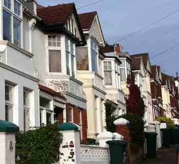 UK housing prices to rise 40 per cent in the next 7 years