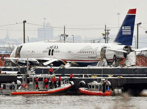 Second engine of flight 1549 recovered from Hudson river