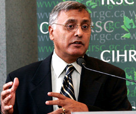 Ujjal Dosanjh wants Canada to keep ex-KGB spy