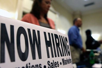 US unemployment falls to 6.7%